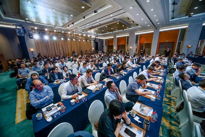 明日控股舉辦&ldquo;知行合一、產融升級&rdquo;主題沙龍暨2019年客戶答謝晚宴