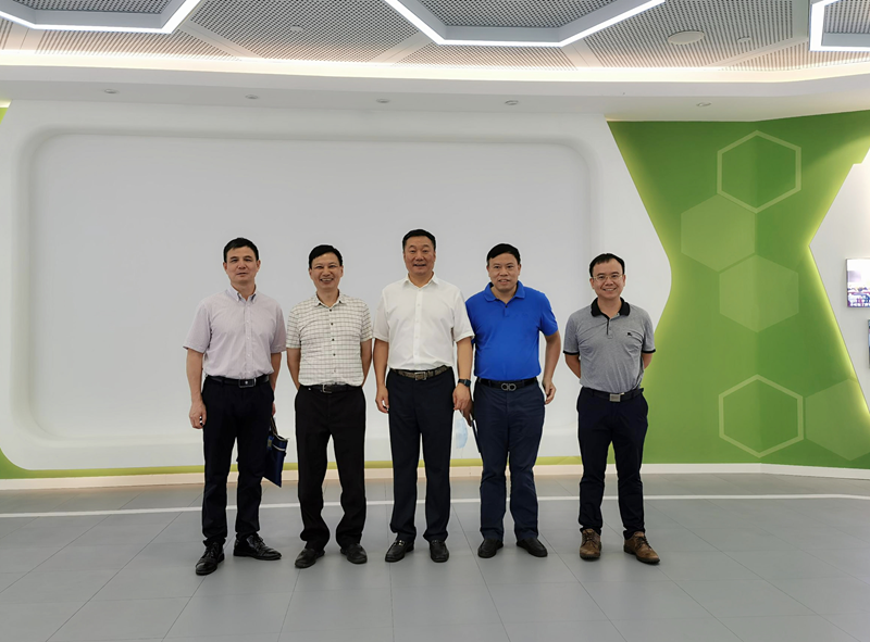 上城區(qū)領導到訪浙農愛普